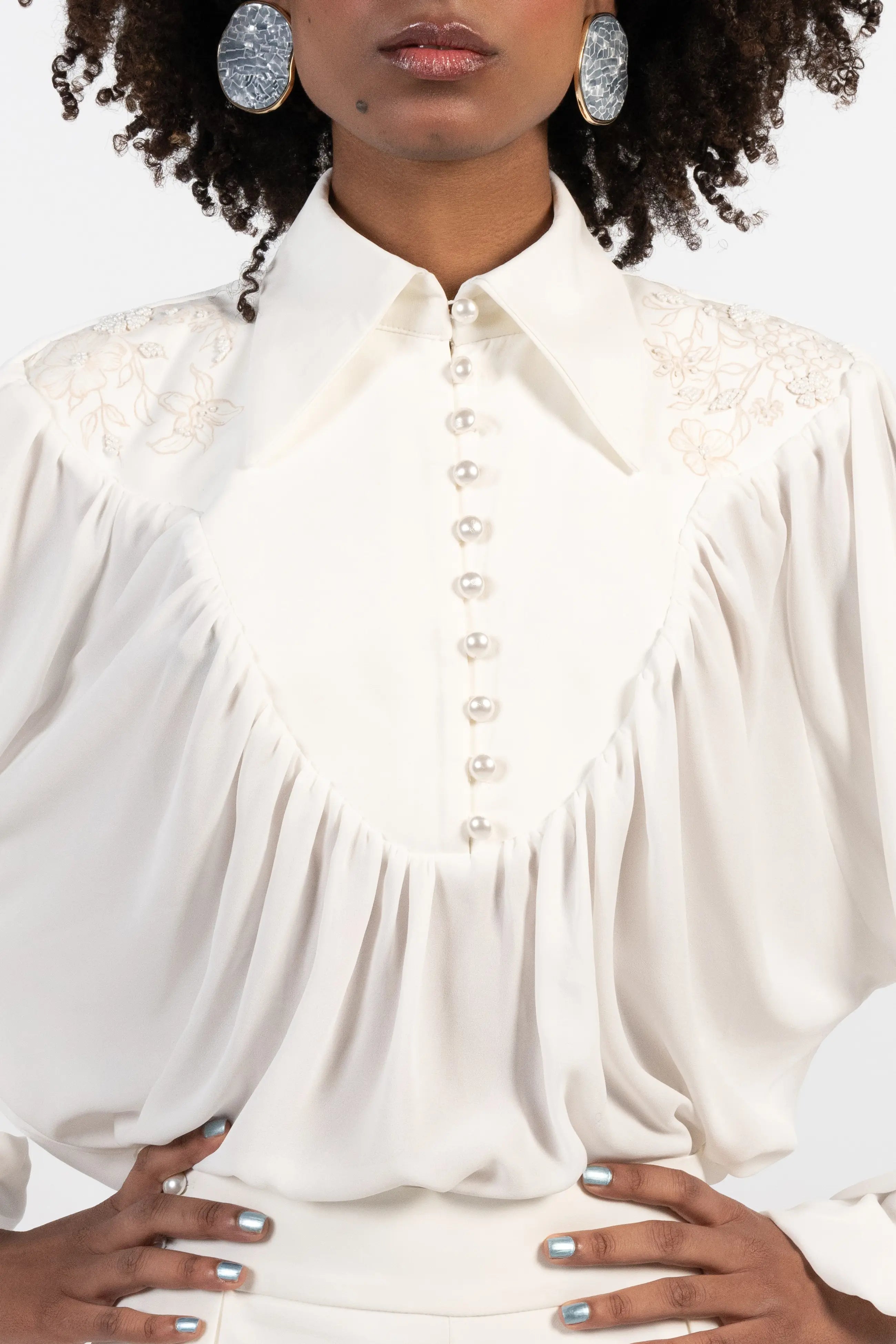 Blusa — Quiet Bloom